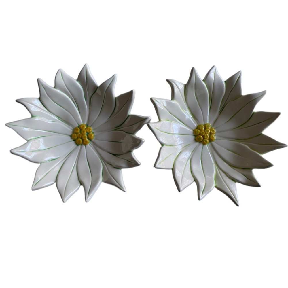 2 Ceramic White Flower Bowls‎ 8.5” aprox